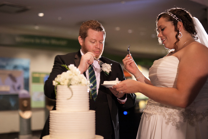 Chicago Wedding at the Lincoln Park Zoo Ape Room