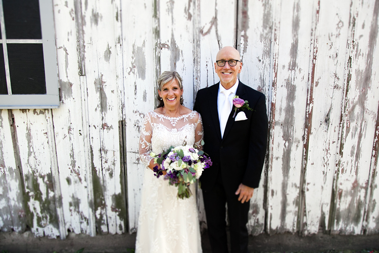 Barnyard Wedding Photography Illinois