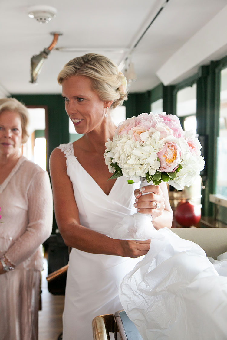 Columbia Yacht Club Boat Wedding in Chicago