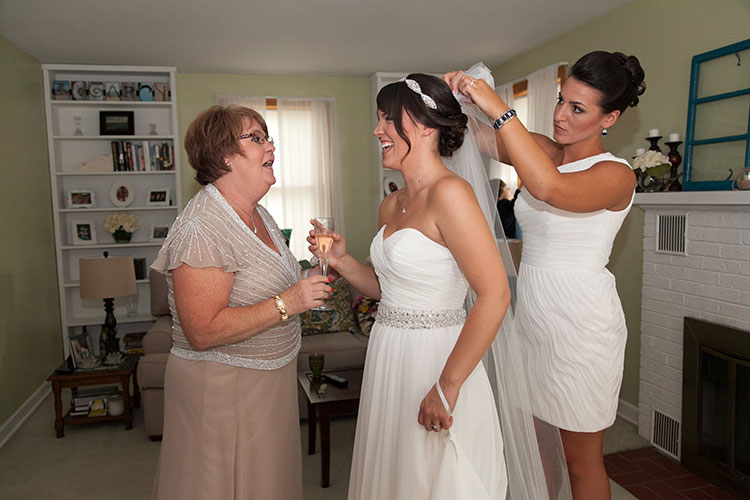 Chicago Bride Getting Ready