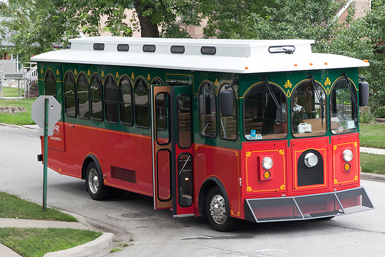 Chicago Wedding Trolley